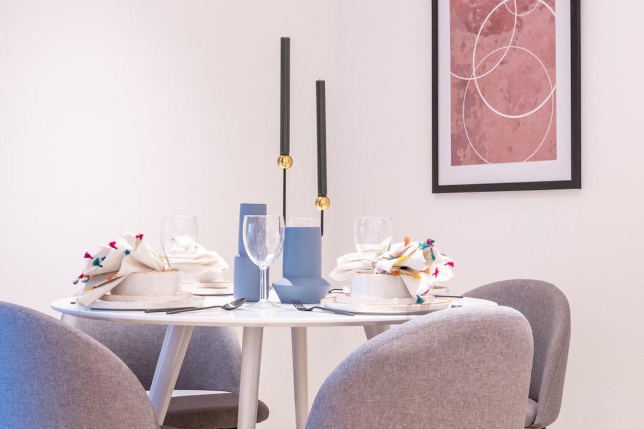 Apartment Contemporary Apartments, Wembley - Sk London