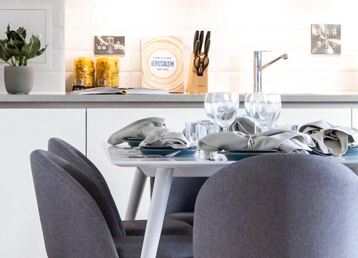 Contemporary Apartments, Wembley - Sk Apartment