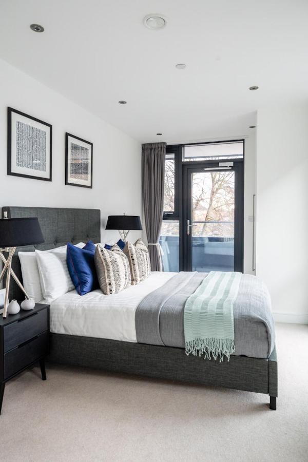 Contemporary Apartments, Wembley - Sk Apartment London