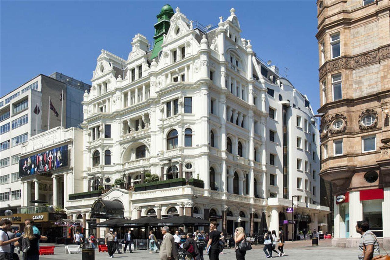 Premier Leicester Square Hotel 3*