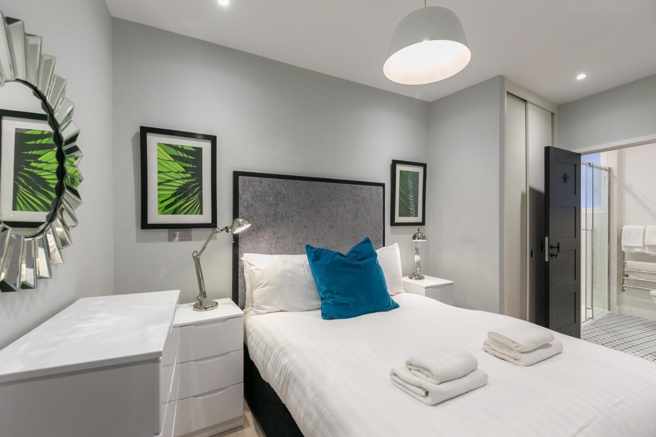 Urban Chic - Wellington Apartment