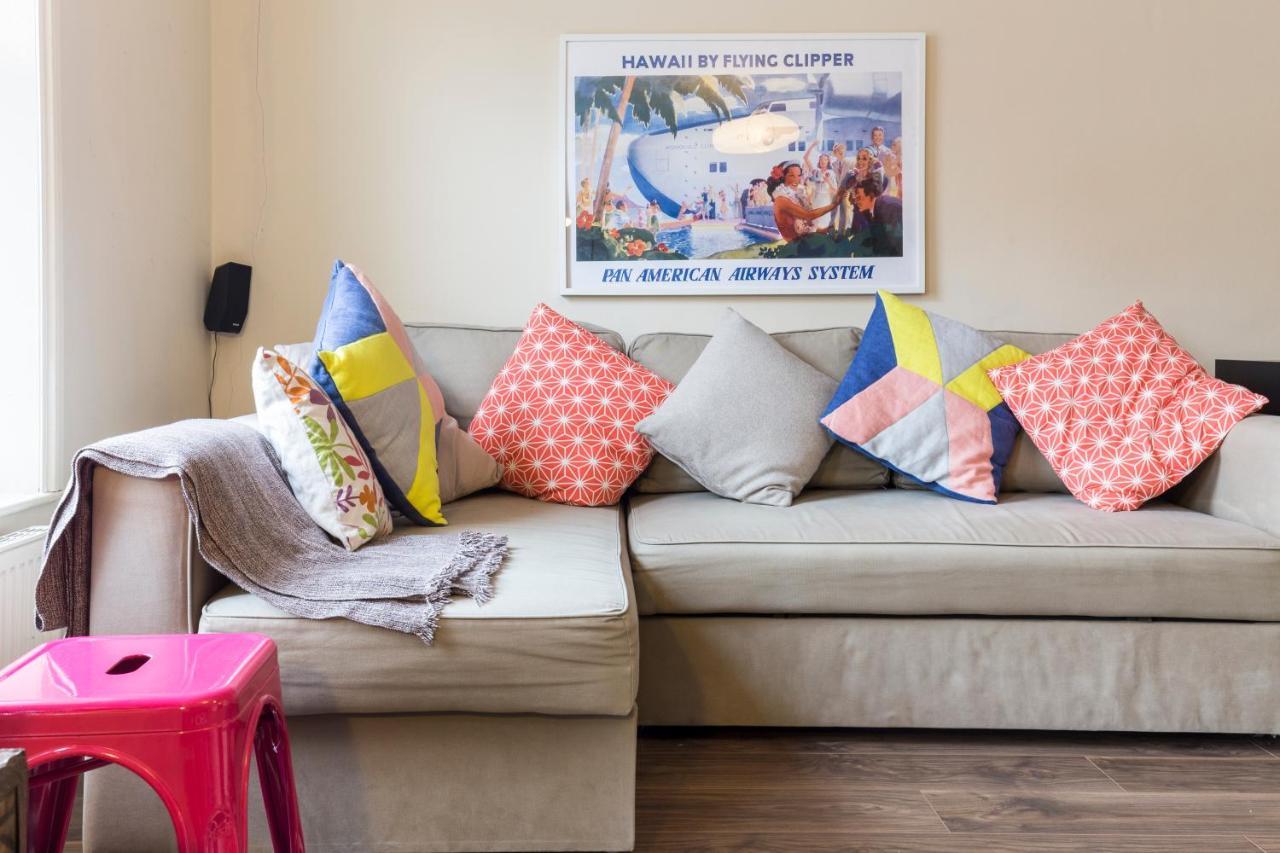 Modernised 1 And 2 Bedrooms Option Terrace And Balcony High Street Apartment *