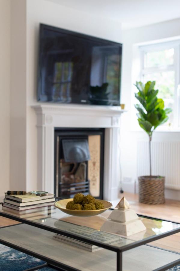 Trendy Tufnell Park Townhouse London