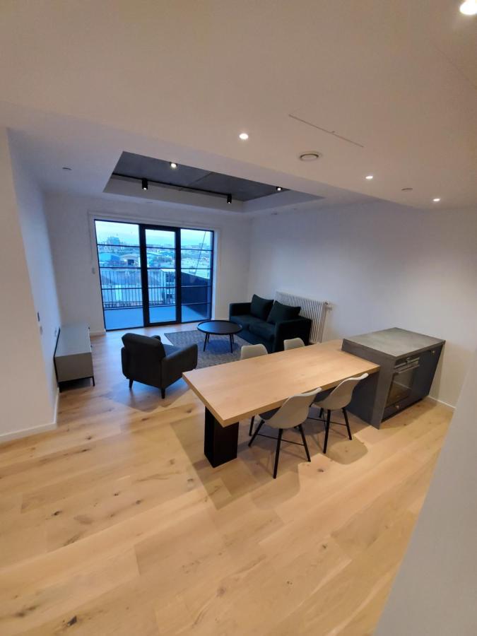 Agar House * London