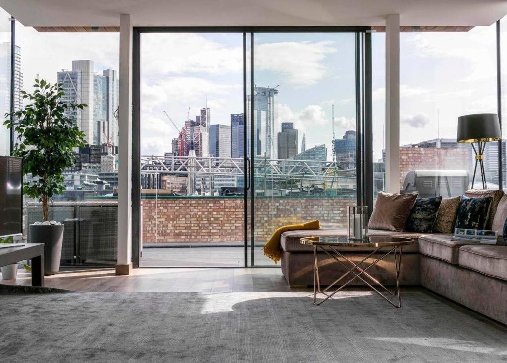 Luxury Penthouse Hoxton Apartment