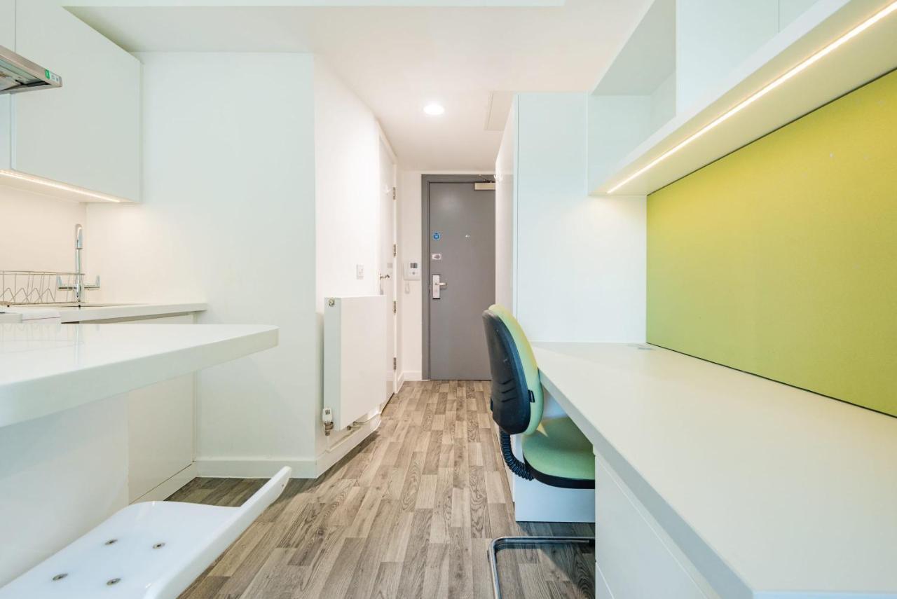 Amazing Studio - Posh Area - Minutes Central Londen