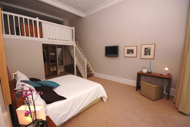 54 Queen's Gate 4* London