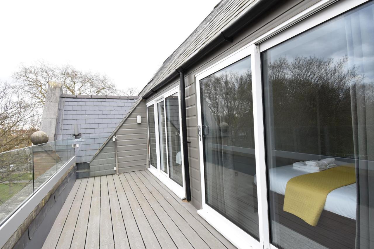 Northside Ealing * London