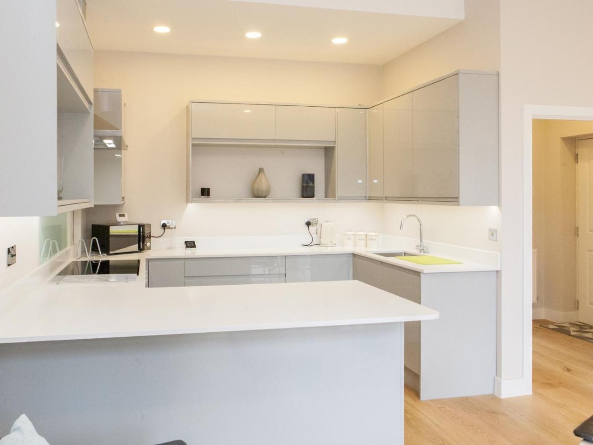 Leilighet Pass The Keys - Spacious Flat With Private Sun Terrace In South East London