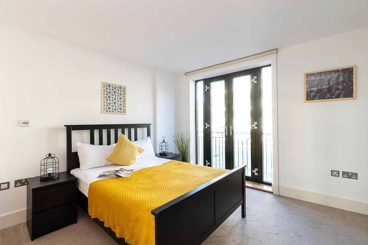 Liverpool Street Living London