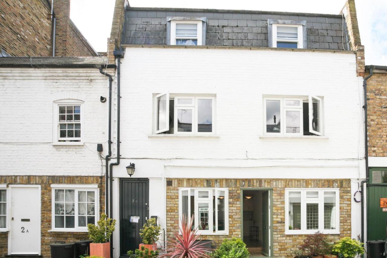 Modern One Bedroom Flat In Leilighet
