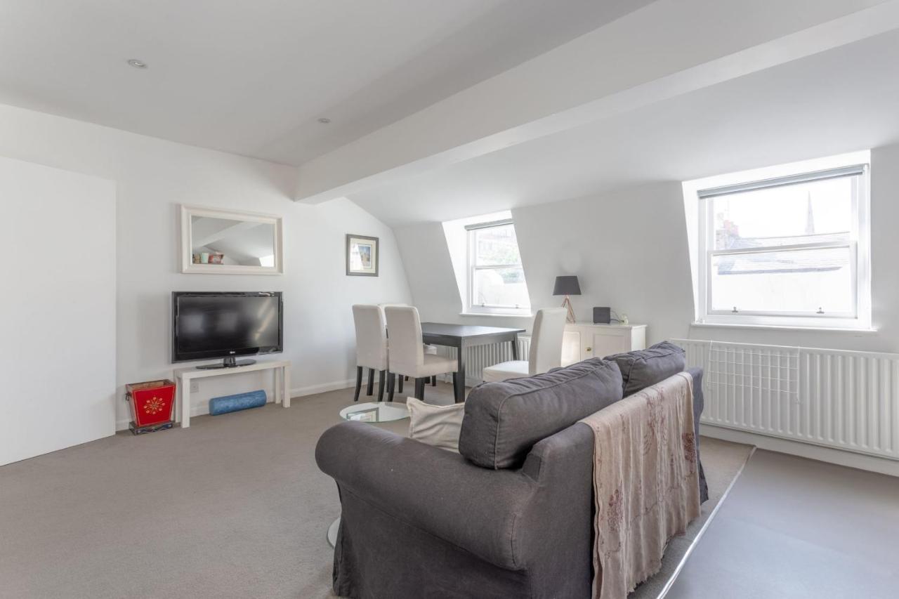 Bright & Airy 1 Bedroom In Londen