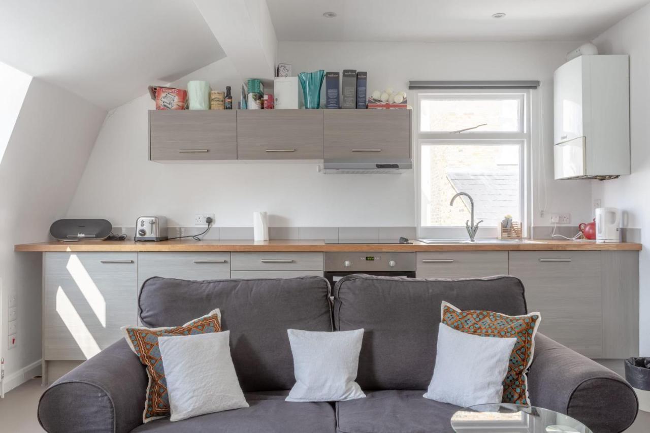 Bright & Airy 1 Bedroom In *