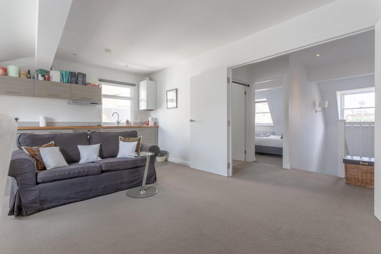 Appartement Bright & Airy 1 Bedroom In *