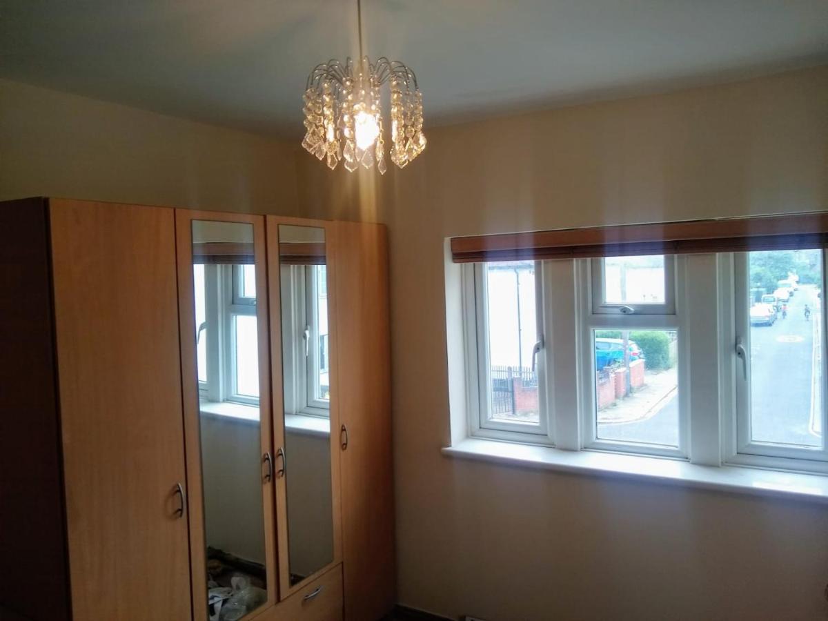 Acton Roomz Gjestgiverier London