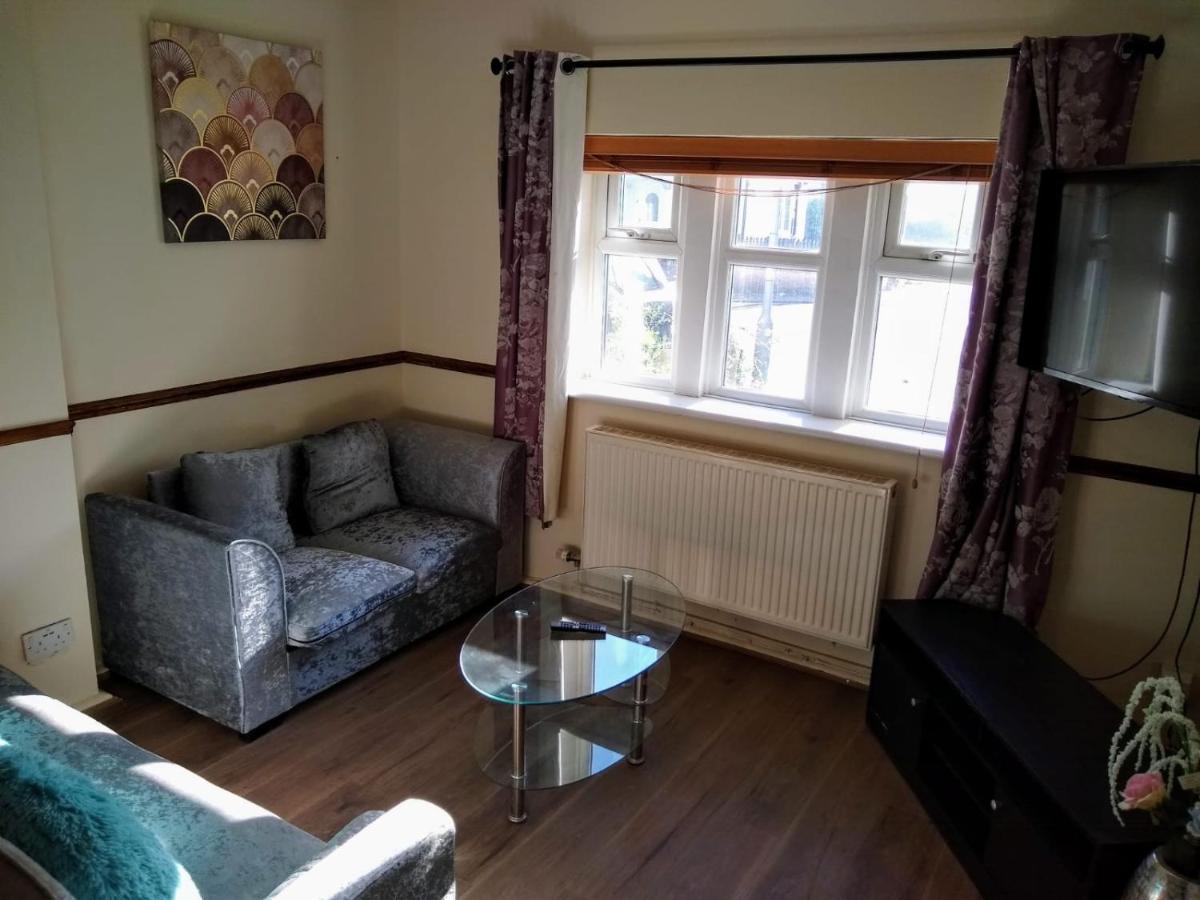 Acton Roomz Gjestgiverier