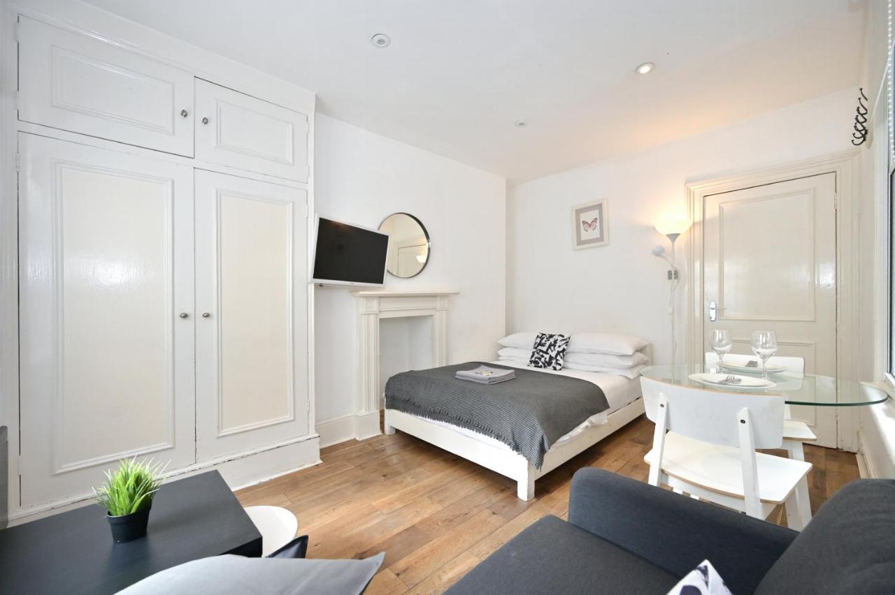 Stylish Central Soho Studio's