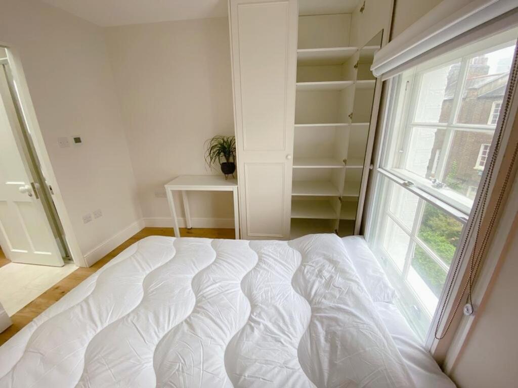 Gjestgiverier Quiet & Cosy House London