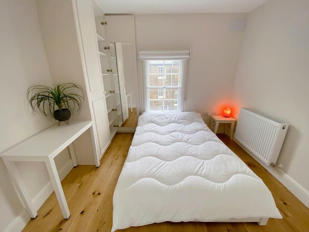 Quiet & Cosy House * London