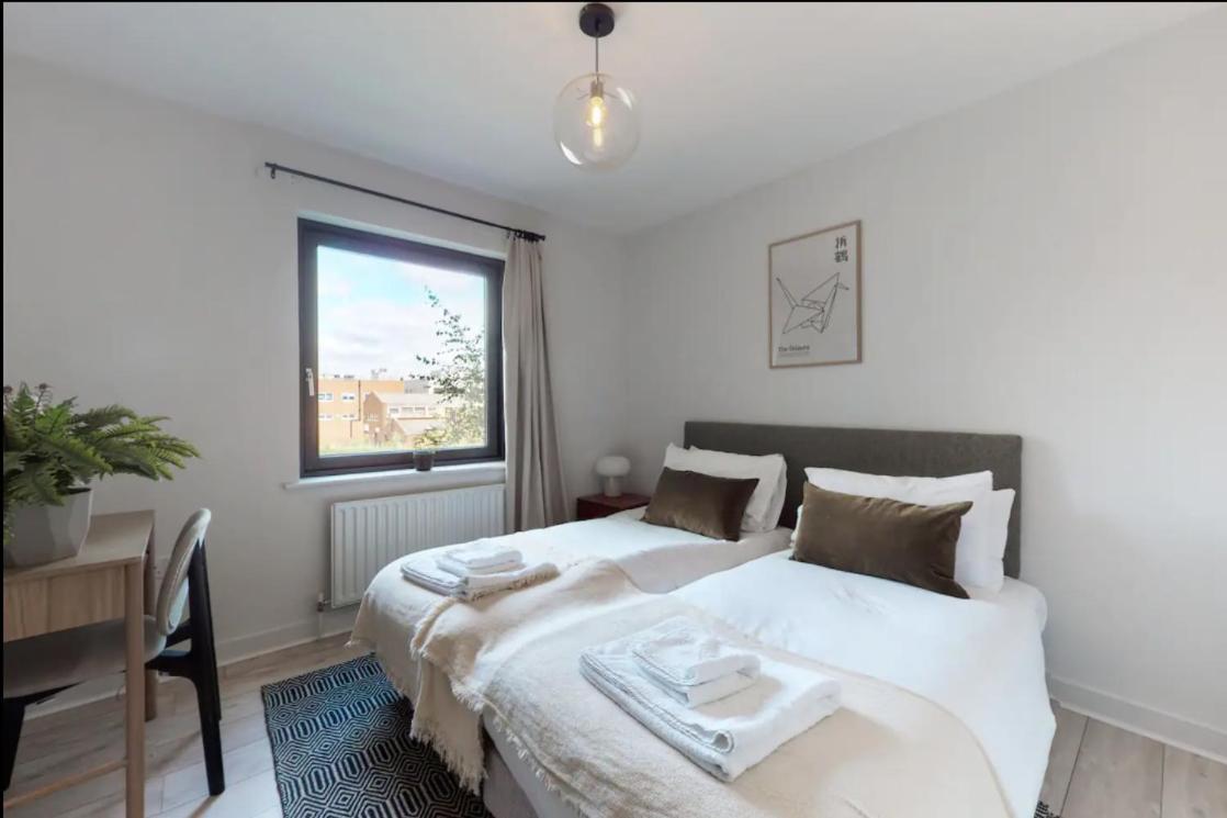 Modern 2 Bedroom Flat With Patio In Turnpike Lane Apartamento *