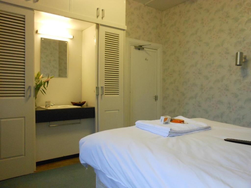 Silkhouse Gasthof London