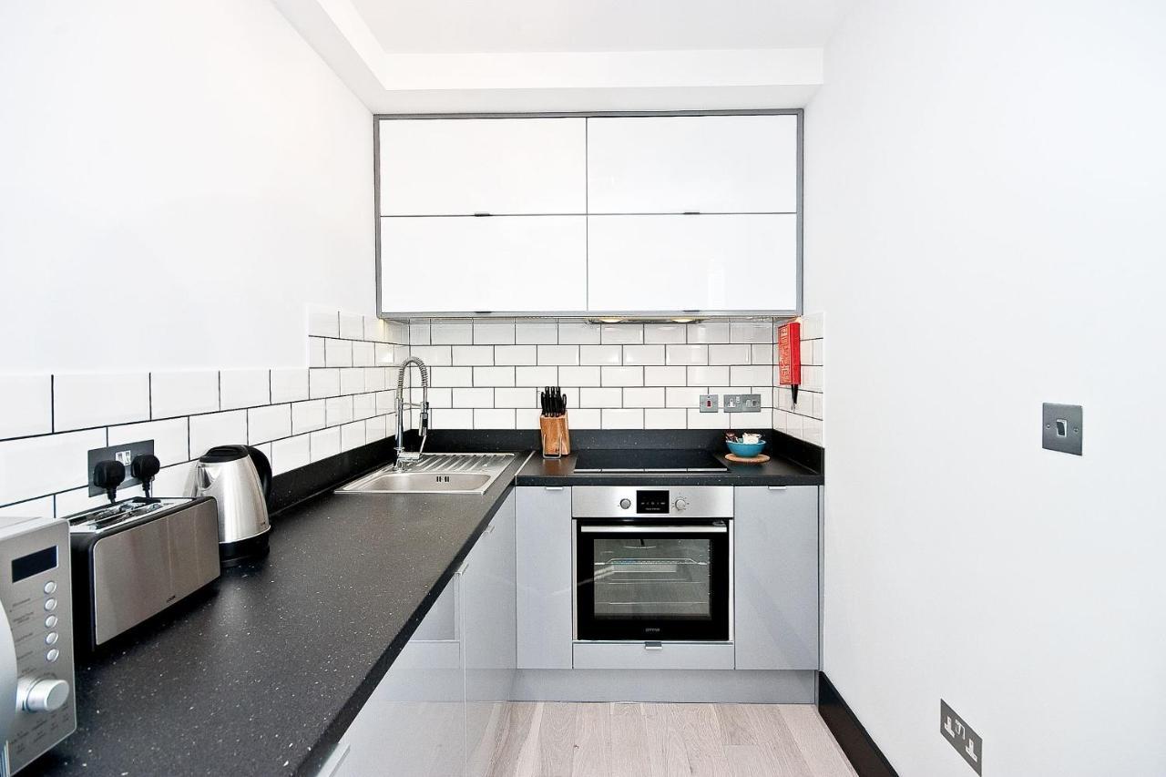 Heinze Flat 402 - One Bedroom Fourth Floor Flat By Living Сasa de vacaciones Londres