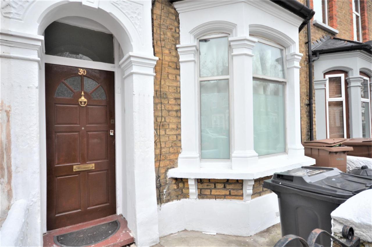 Cheerful 4 Bedroom House In Greater Londres