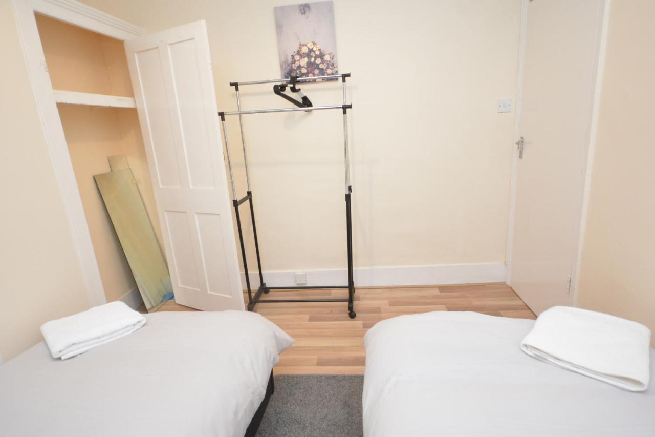 Cheerful 4 Bedroom House In Greater Londres