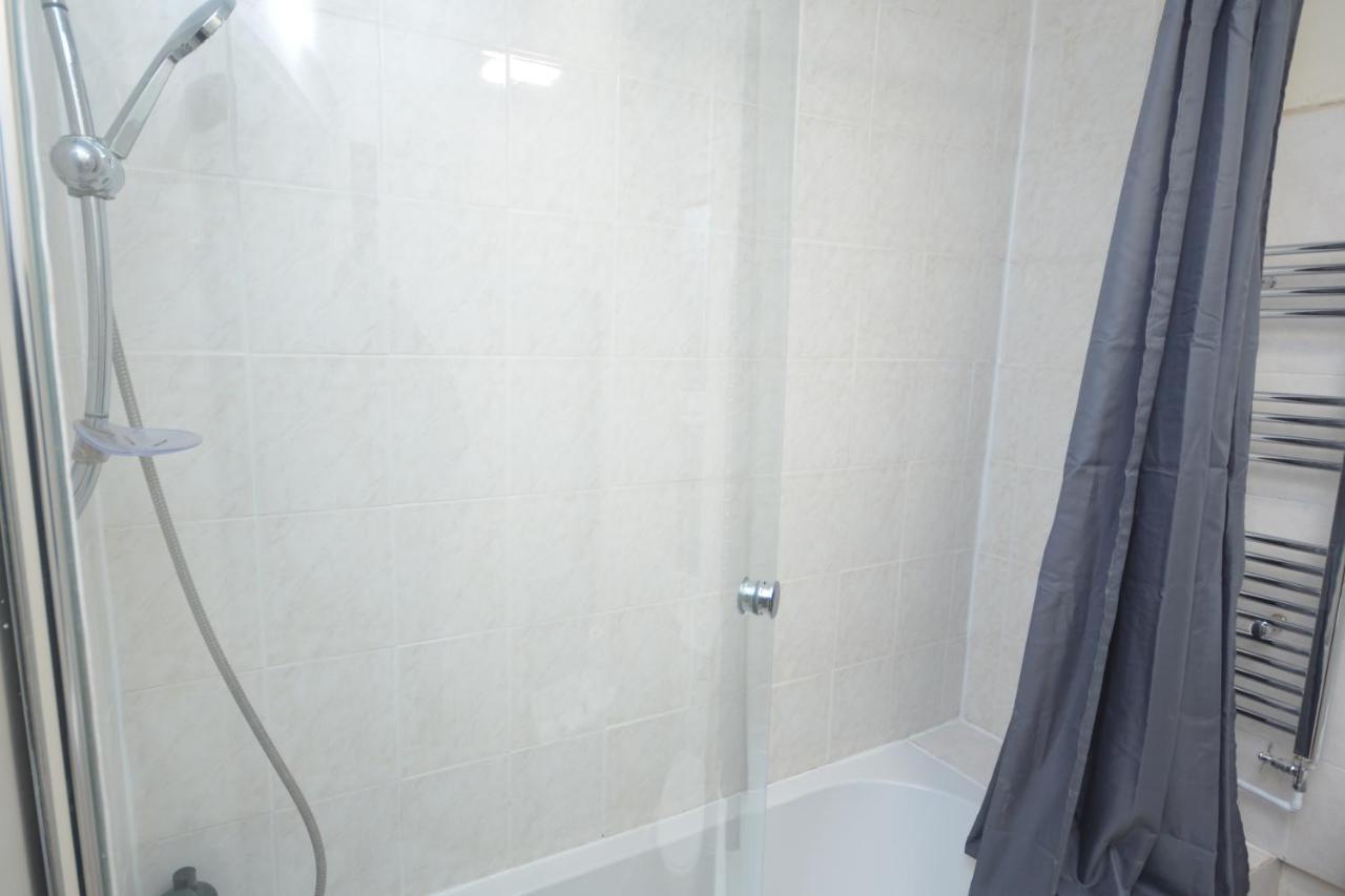 Cheerful 4 Bedroom House In Greater Сasa de vacaciones Londres