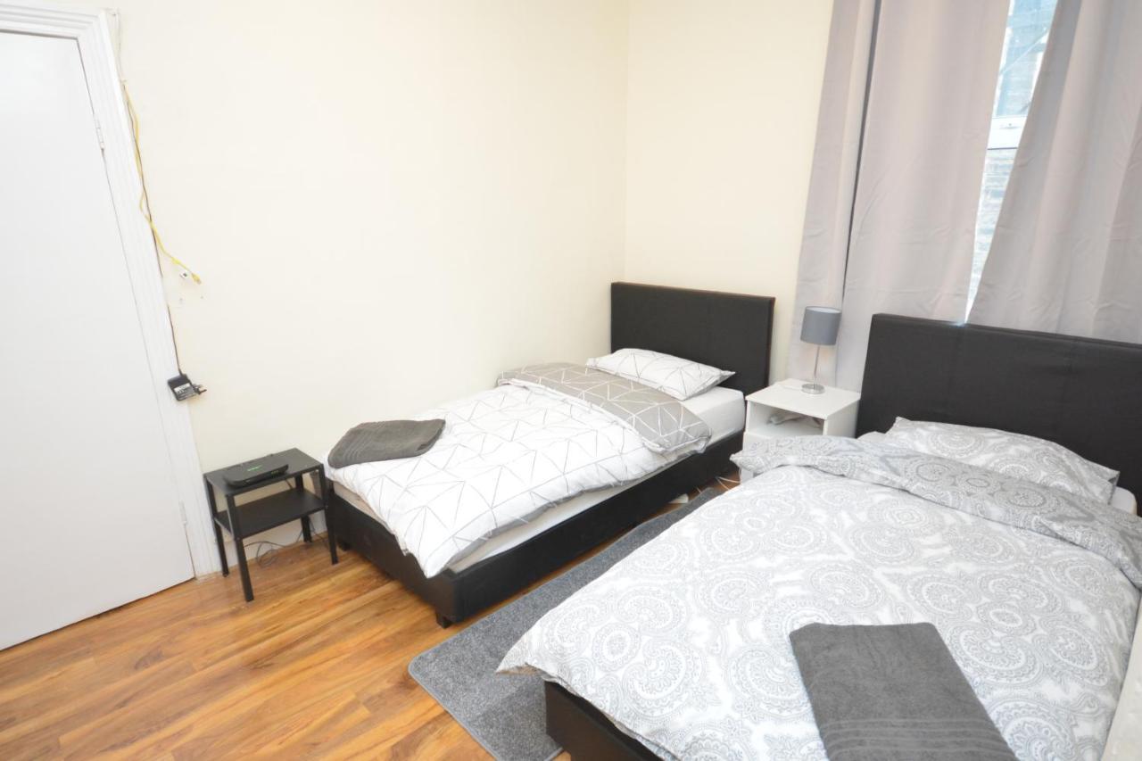Cheerful 4 Bedroom House In Greater Сasa de vacaciones *