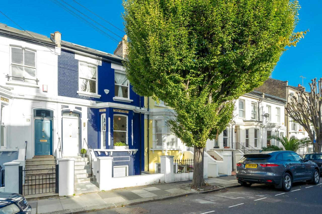 Appartement Stylish Flat With Private Yard In Shepherd Bush Londen