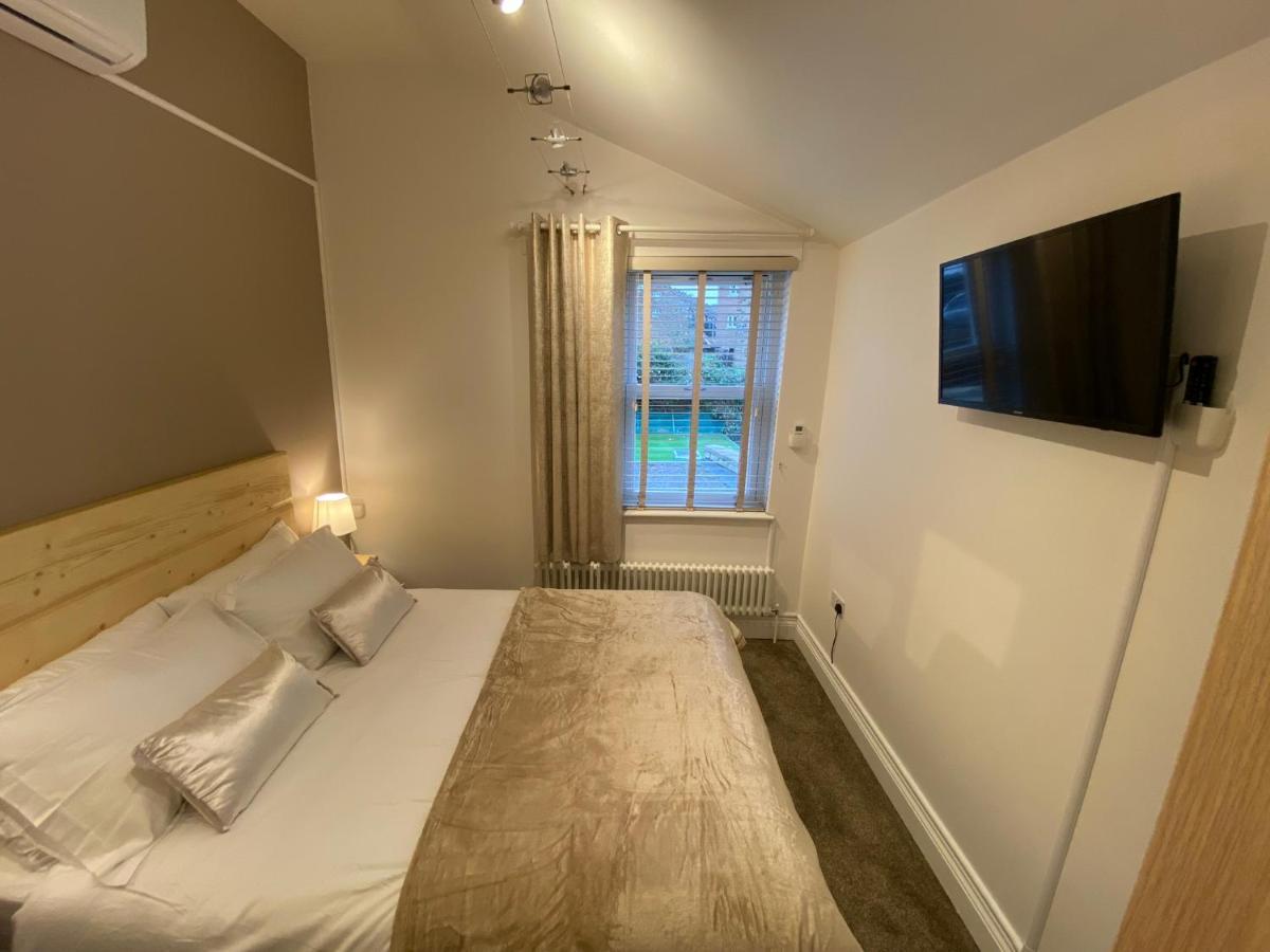 Villa Luxury Sauna Jacuzzi Excel Canary Wharf Zone 2 *