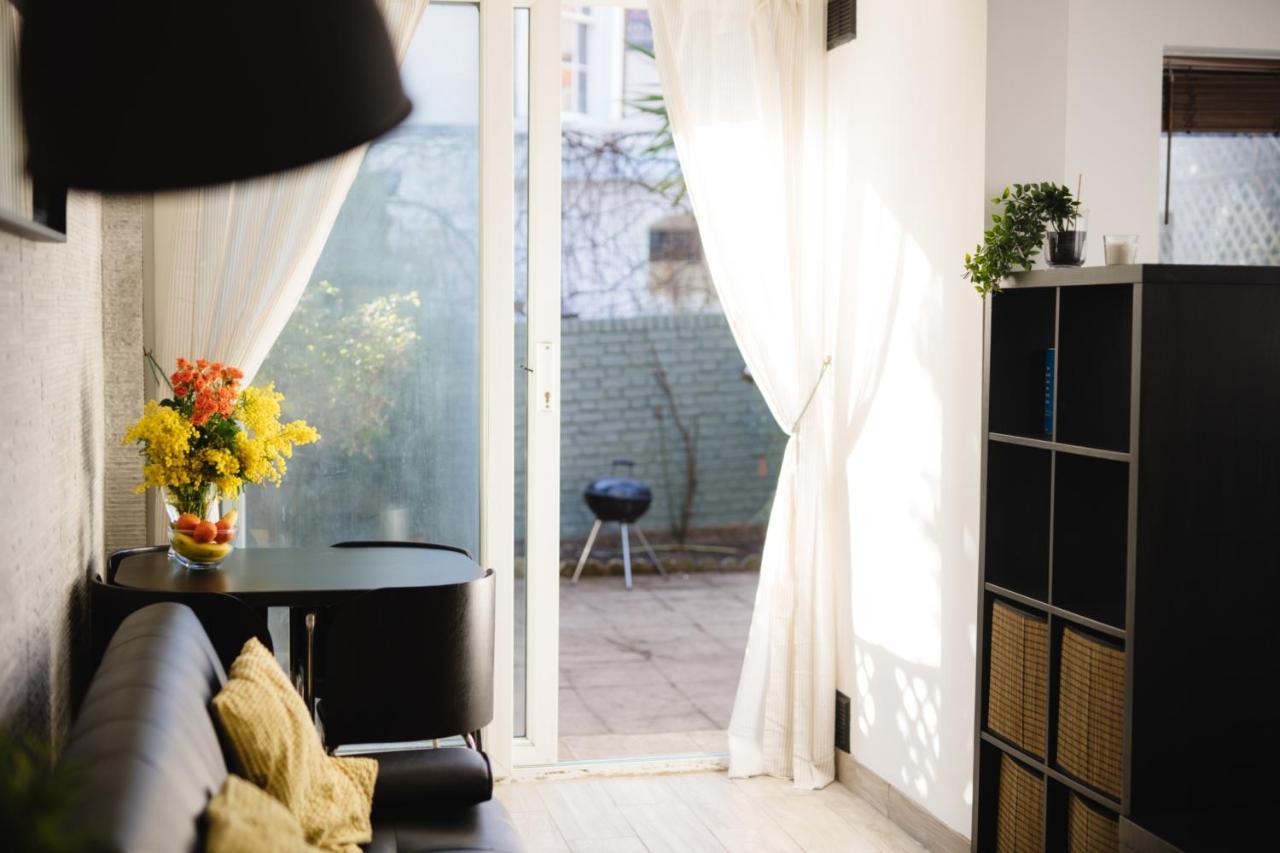 Chelsea Private Garden Maisonette Apartment London