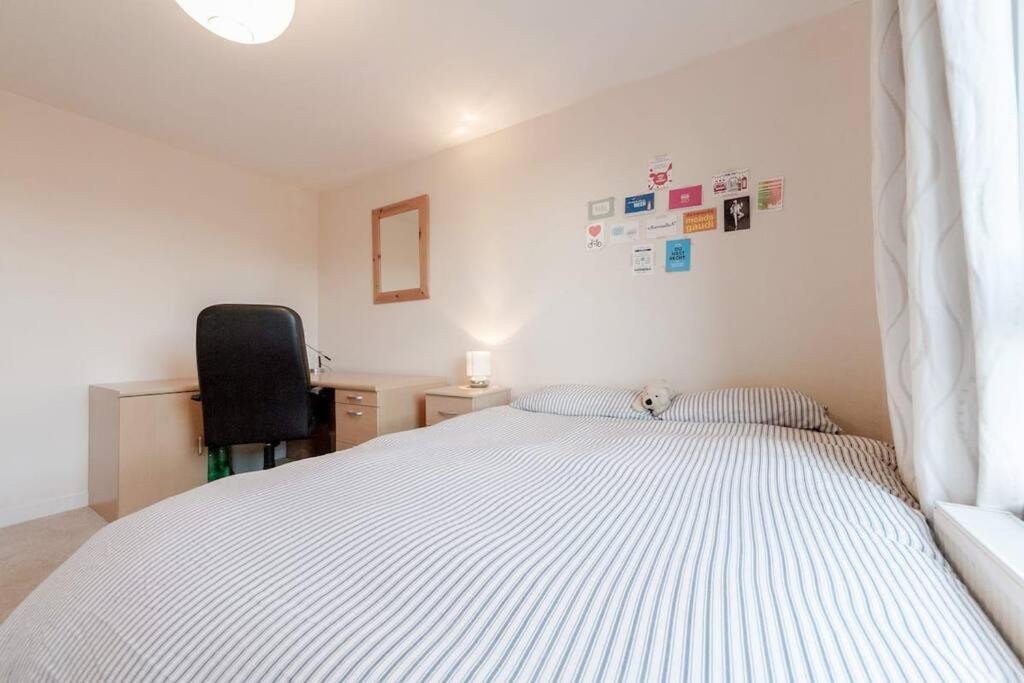 Appartement Spacious Two Double Bedroom Flat