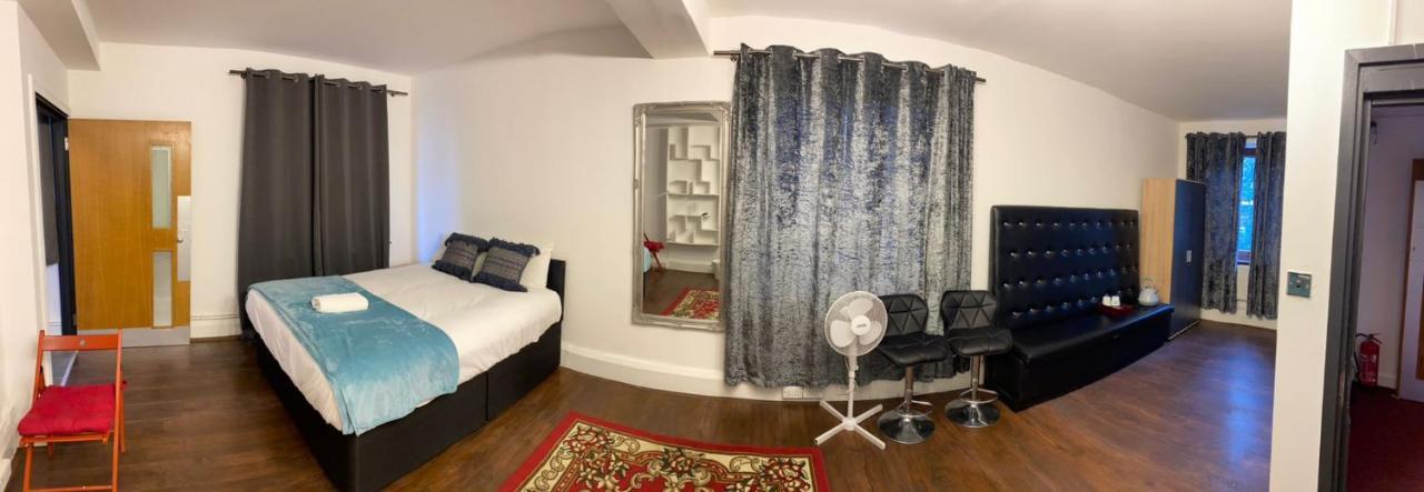 Wns 3* London