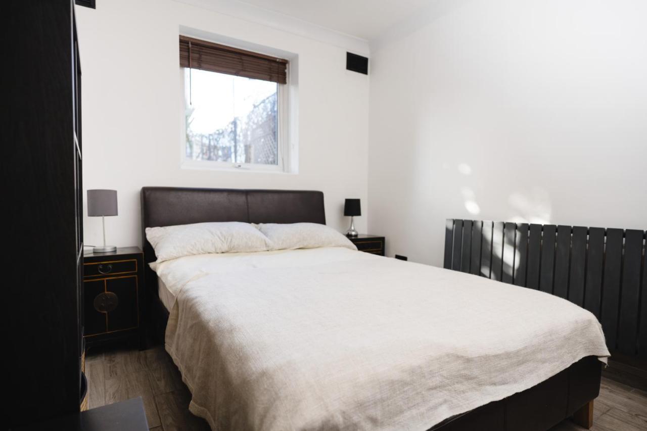 Chelsea Private Garden Maisonette * London