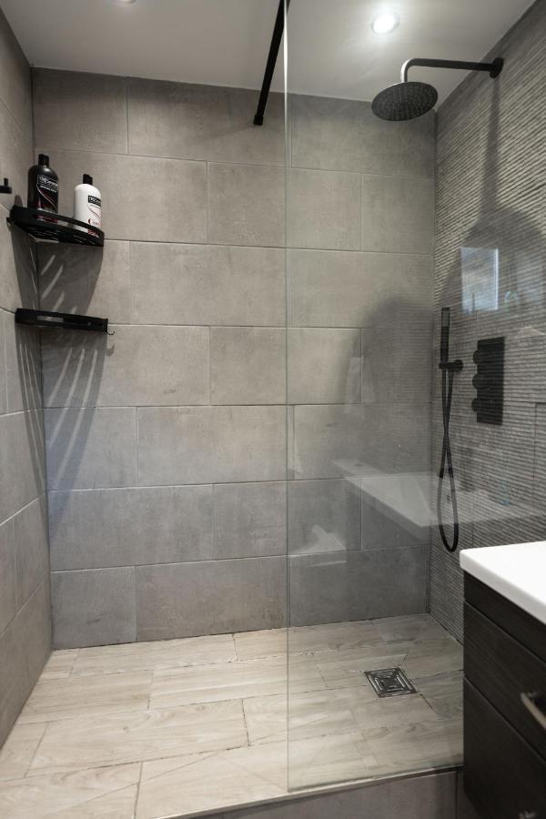 Chelsea Private Garden Maisonette * London