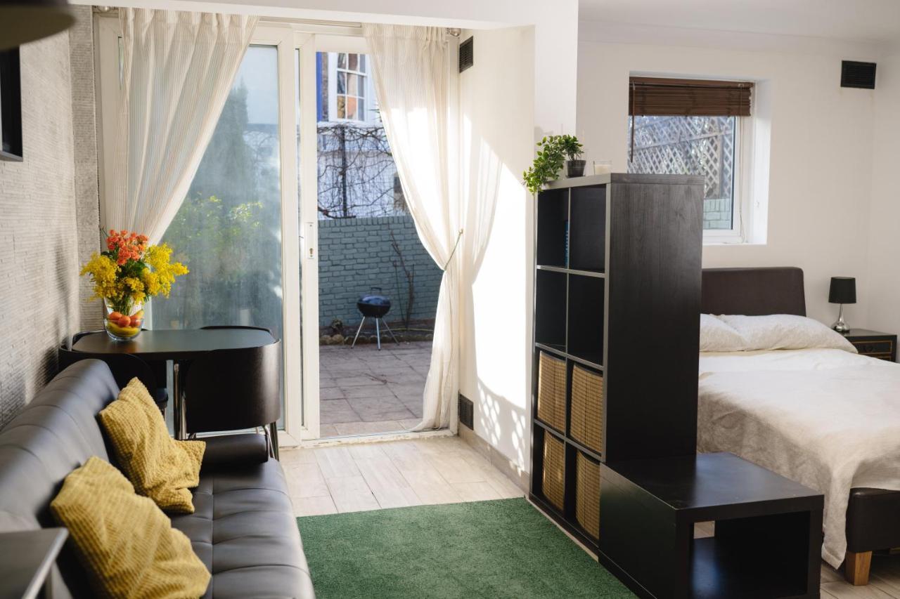 Chelsea Private Garden Maisonette Apartment