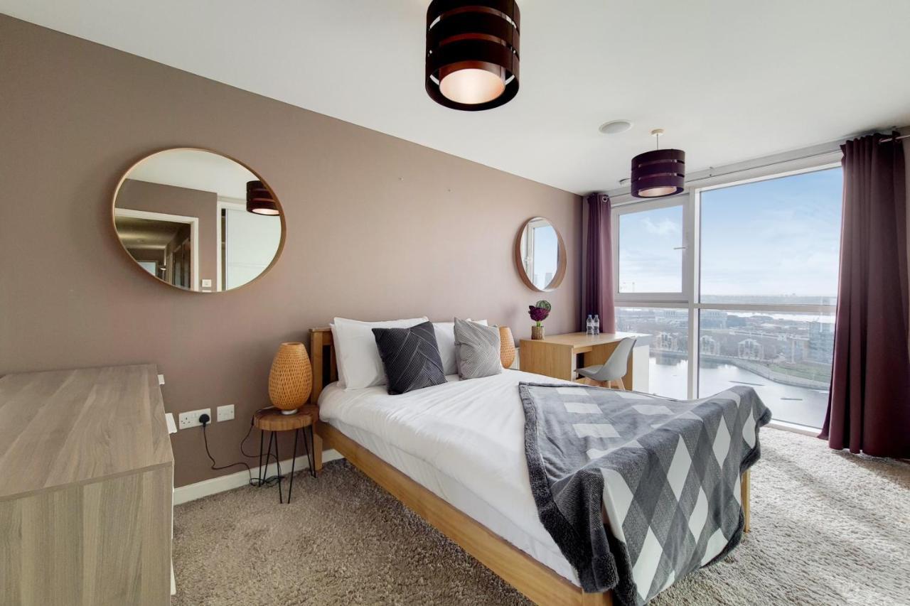 Deluxe Three Bedroom By Excel Apartment