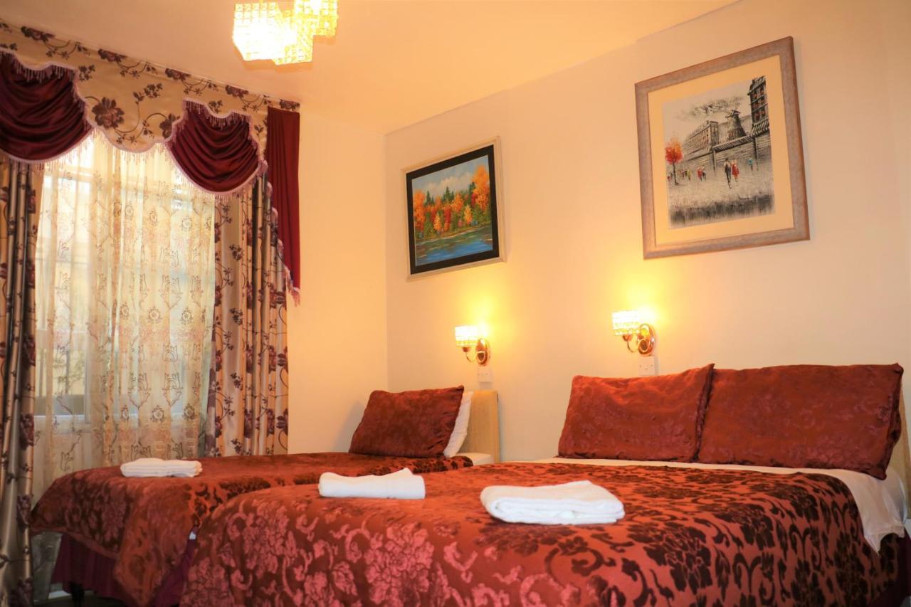 Barry House 3* London