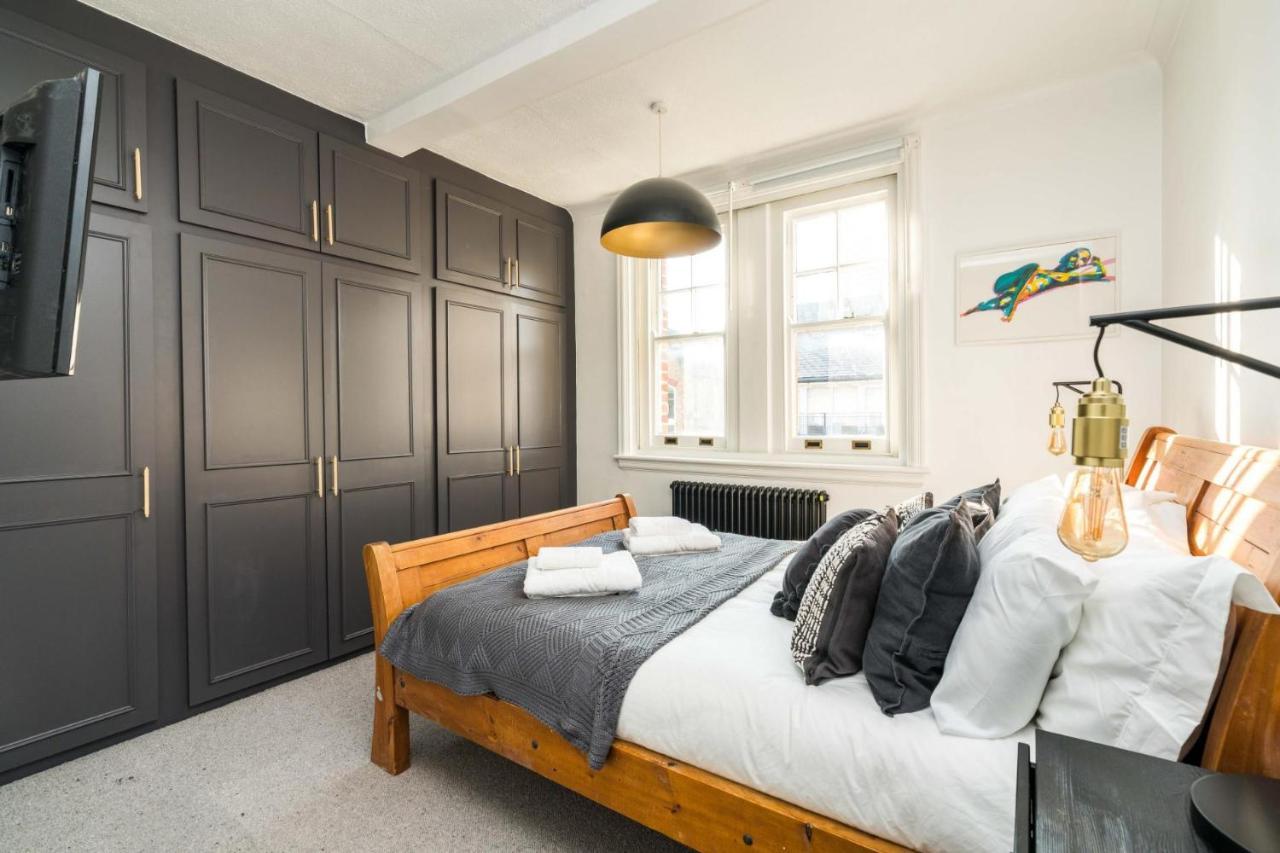 Apartamento Stunning 3bd Riverside Flat Communal Roof Terrace Londres
