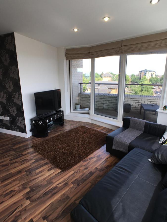 Appartement Luxury 2 Bed Penthouse Near Station *
