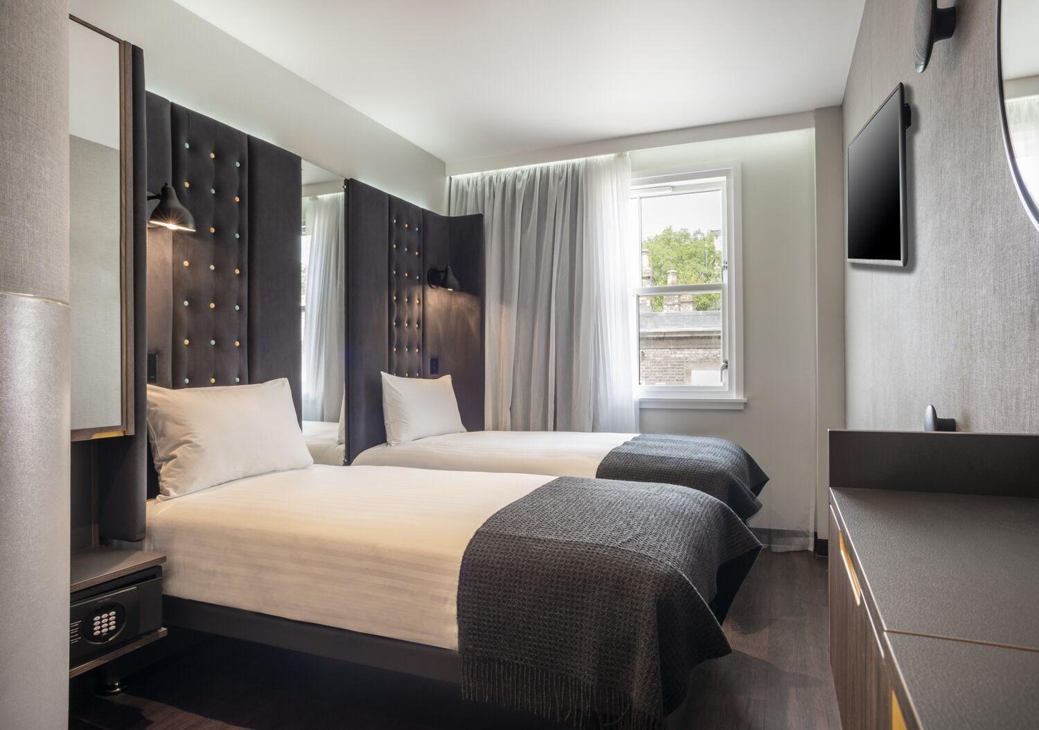 Point A Paddington Hotel