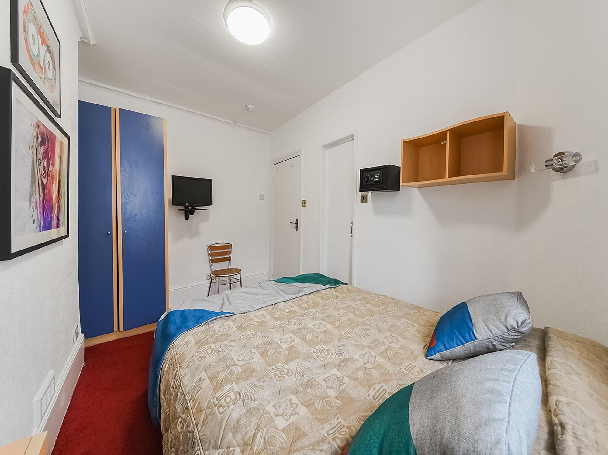 Upper Berkeley 3* London