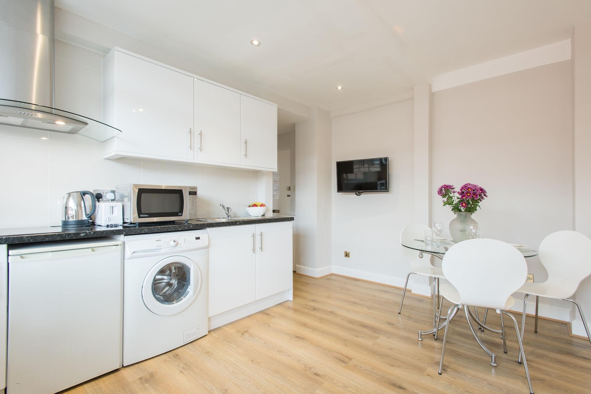 Apartment Chelsea Cloisters Serviced London