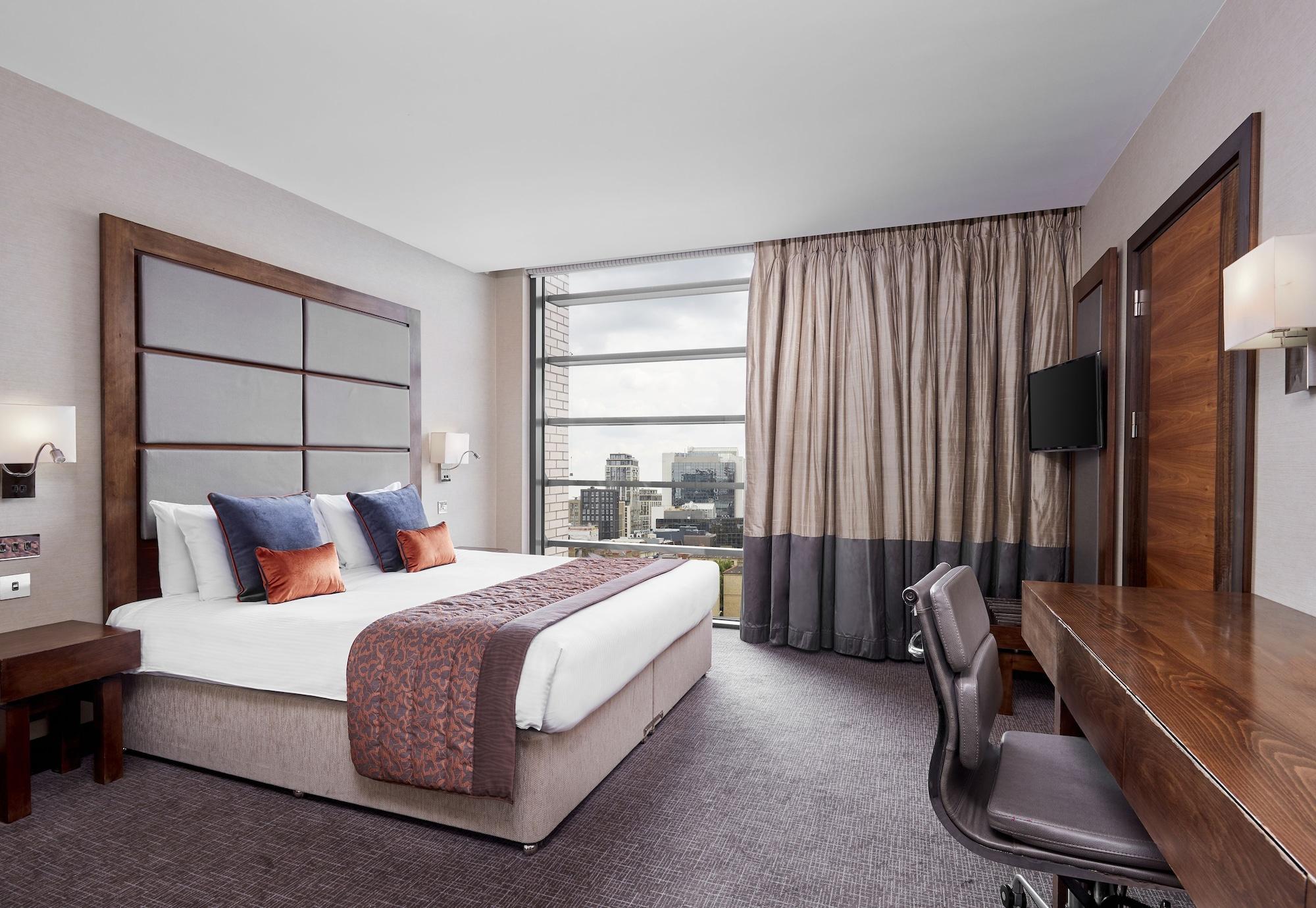 Leonardo Royal Tower Bridge Hotel 4*
