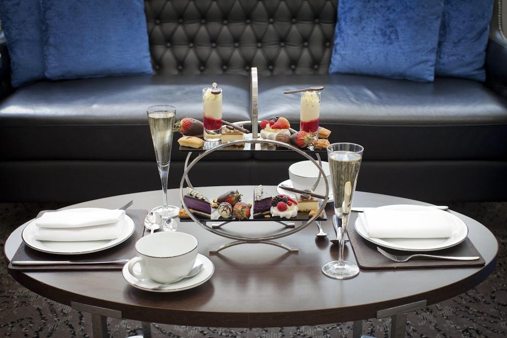 Leonardo Royal Tower Bridge 4* London