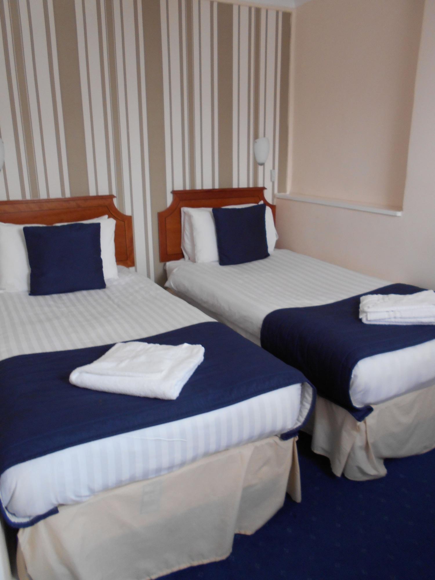 Parkwood Hotel