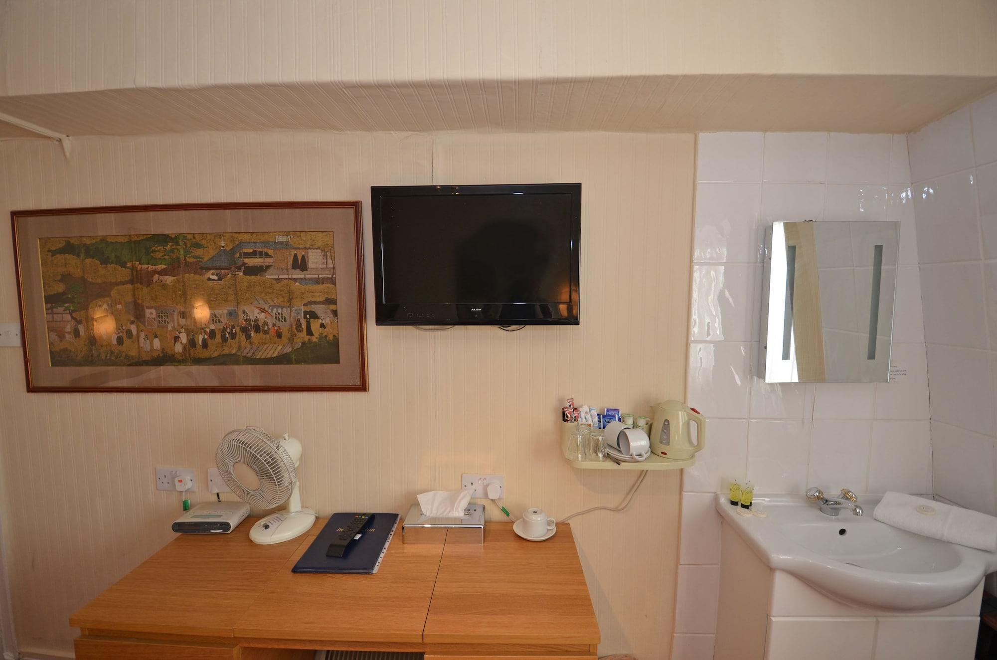 Hotel Parkwood 3*