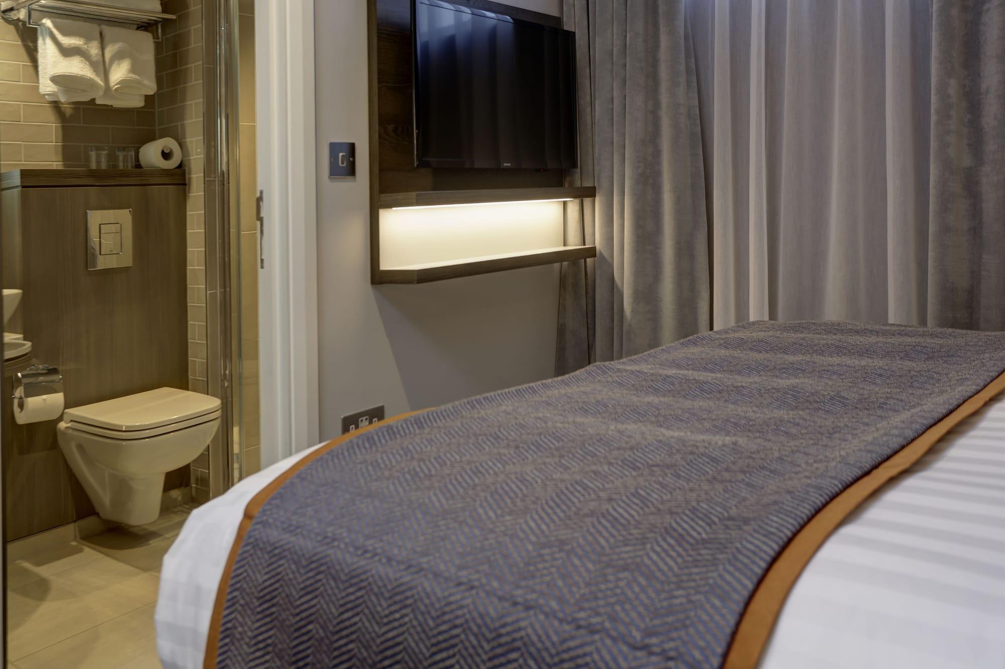 Western Vauxhall Hotel 4*